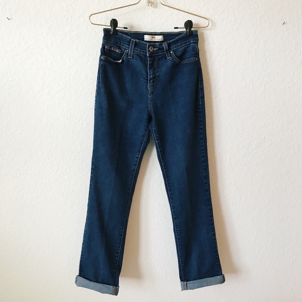 Levi’s Perfectly Slimming/ 512 Straight Leg Jeans